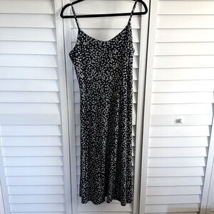 Loft midi sundress, dark blue with white daisies. Size 10